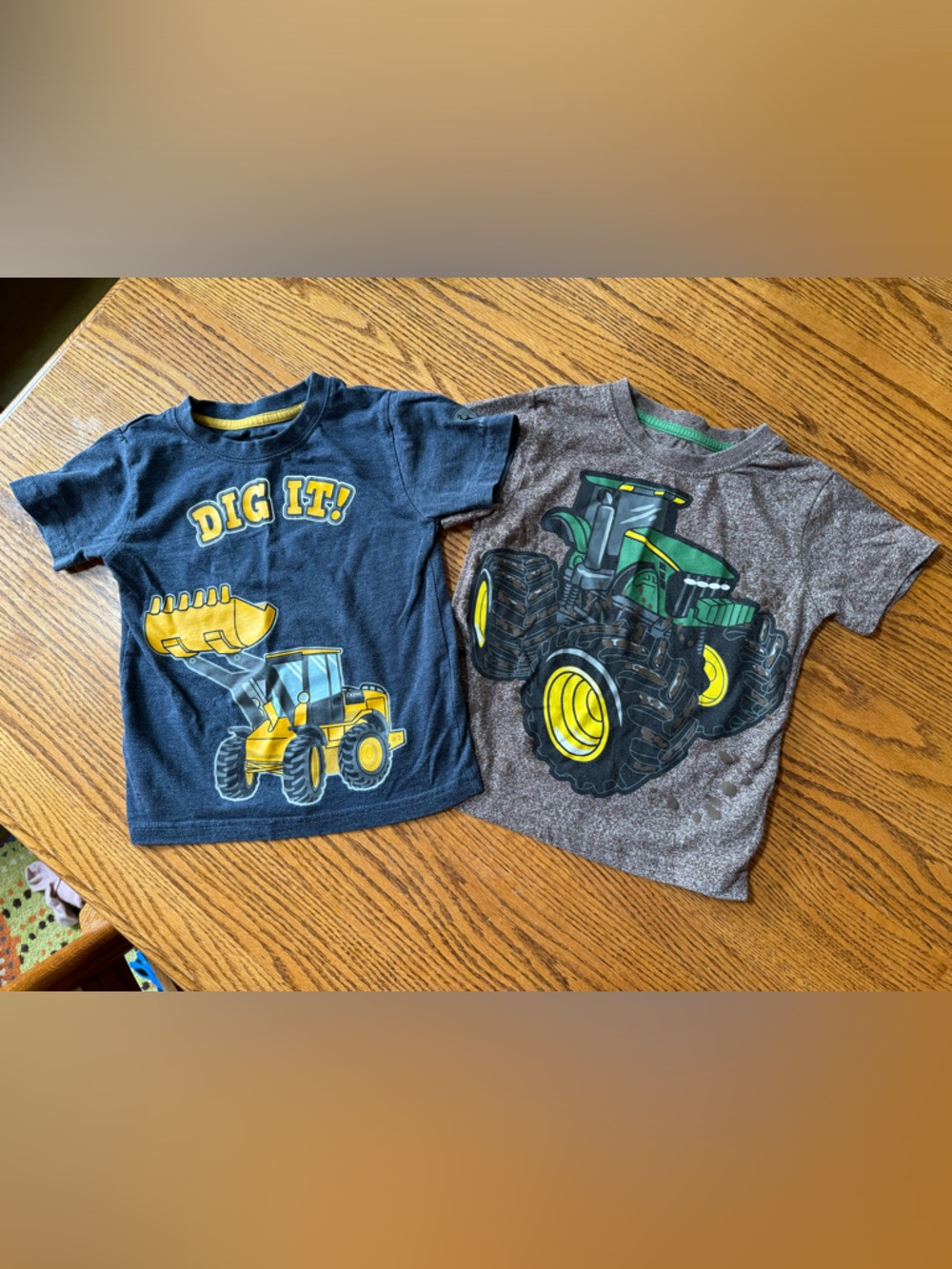 3t John Deere Toddler boys Construction & Tractor Graphic Tees - Navy & Gray